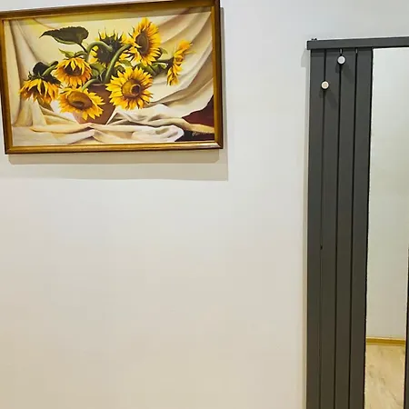 Apartment In Square 2 Prague
